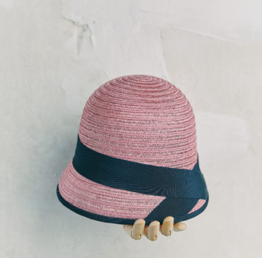 CHAPEAU CLOCHE - Rose bordé ruban Bleu Marine 